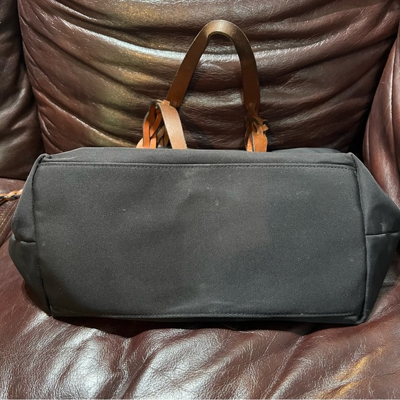 Dooney and Bourke  Nylon Shopper pre-owned - Picture 3 of 5